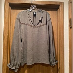 Bobeau army green, puff sleeve long sleeve blouse size large